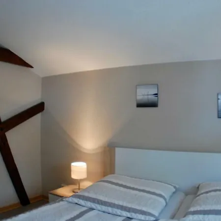 Hof Olde Warft Apartment Oldenswort